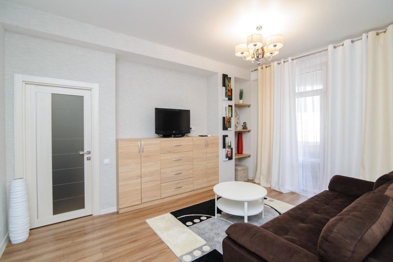Extra Grand Lev Tolstoi Two Bedrooms Kišiněv Exteriér fotografie